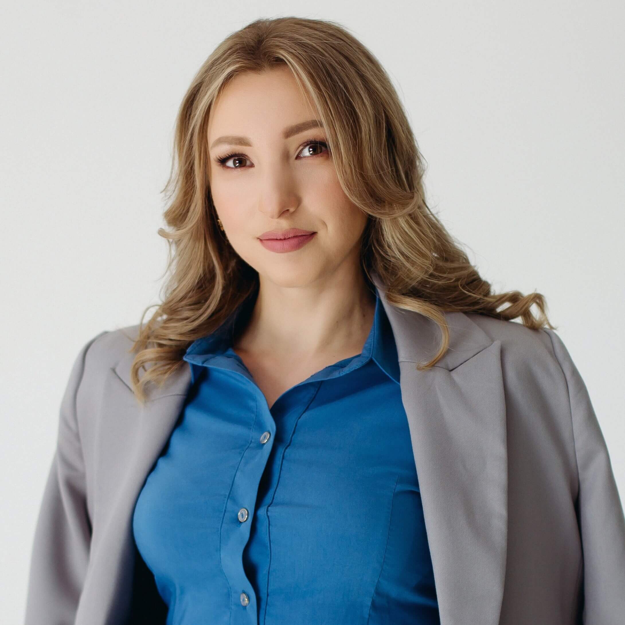 Карина Снісар